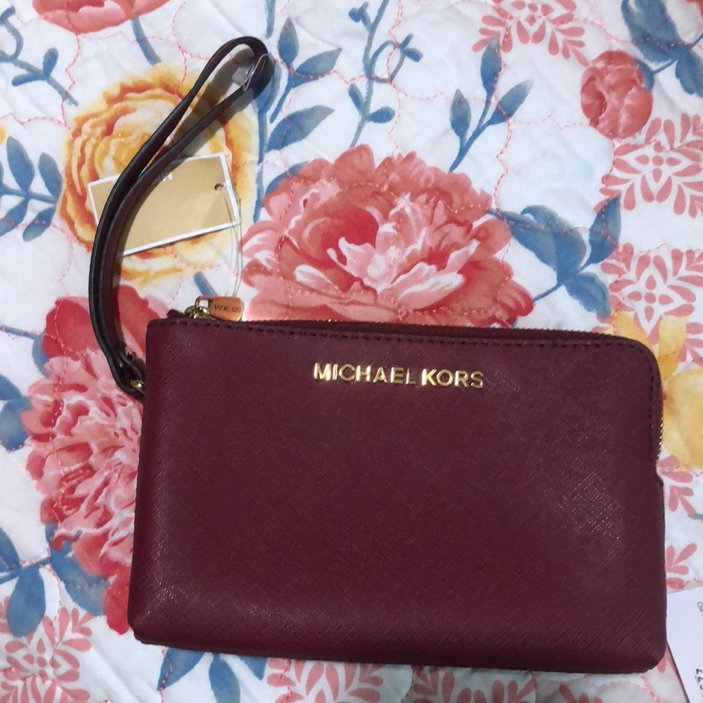 Brand new wristlet